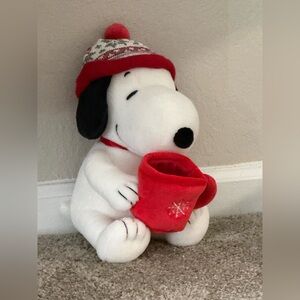 NWOT Aurora Festive Peanuts Winter Hat Snoopy with Mug Stuffed Animal